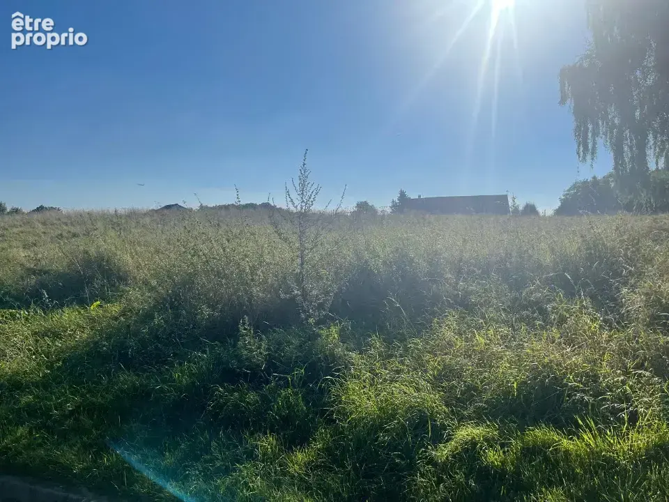 Terrain à PAMFOU