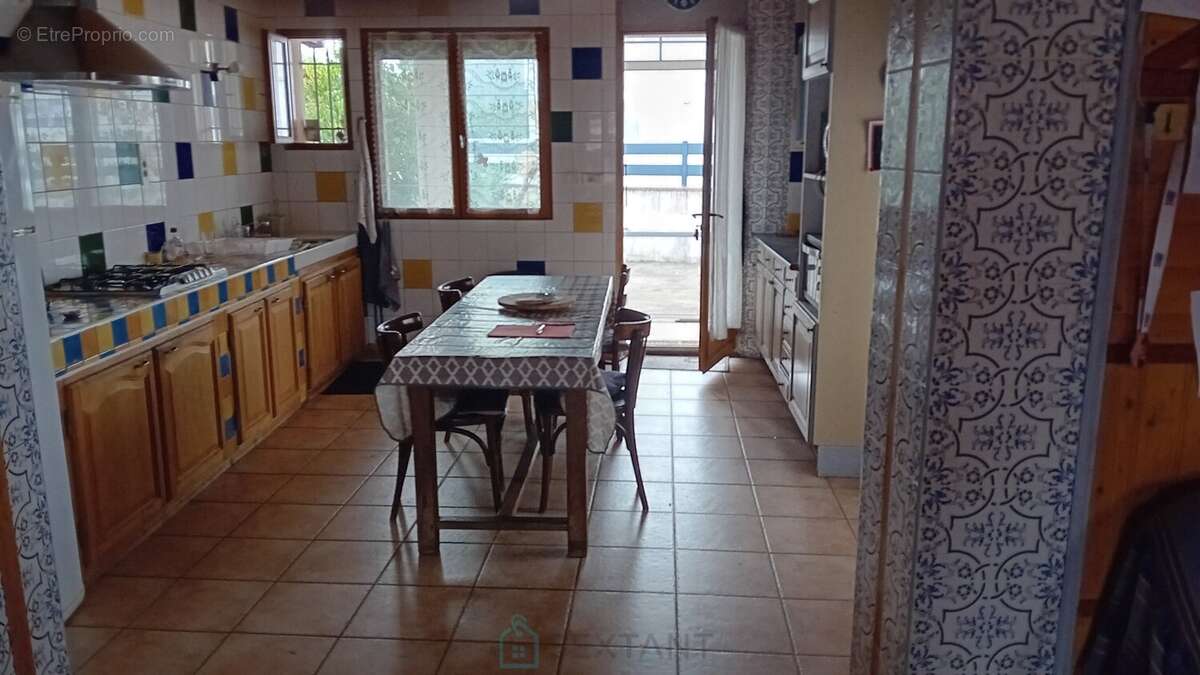 Maison à SAINT-SULPICE-DE-ROYAN