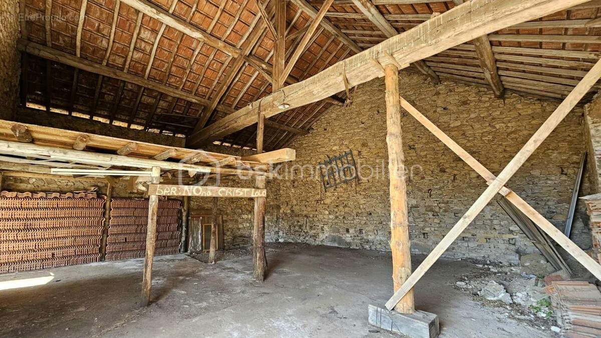 Tènement immobilier avec fort potentiel – 2 maisons + Dépendances – Terrain 3 500 m² – Bord de canal - photo 12