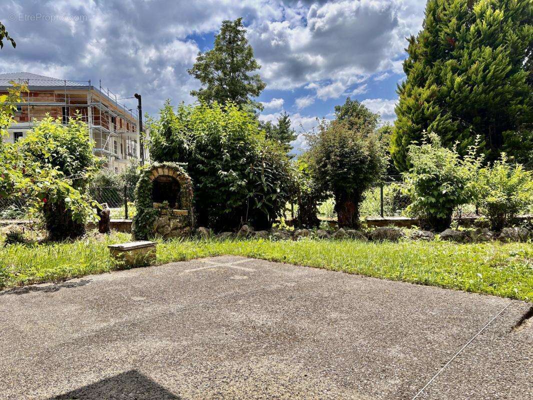 Appartement à CULOZ