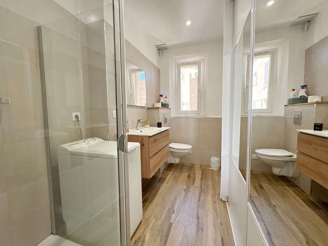 Hyères centre ville - Studio 27 m2 - photo 4