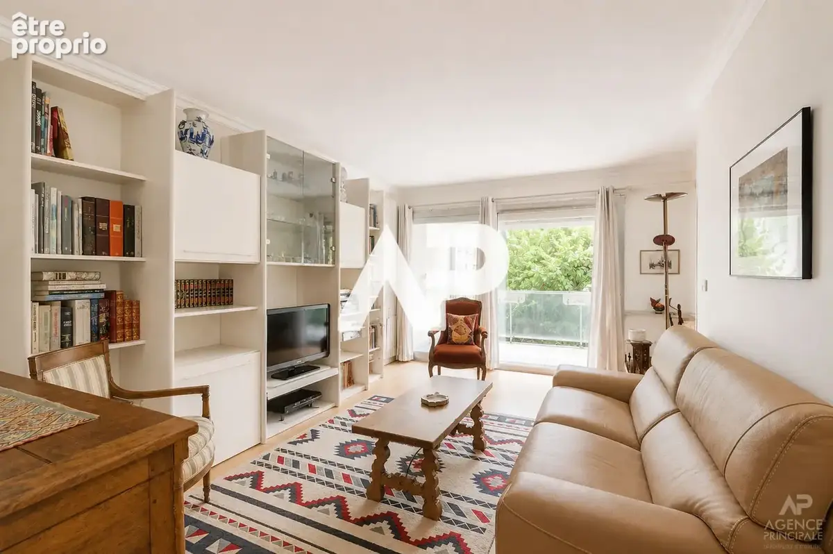 Appartement Rueil Malmaison 4 pièce(s) 83.21m² - photo 3