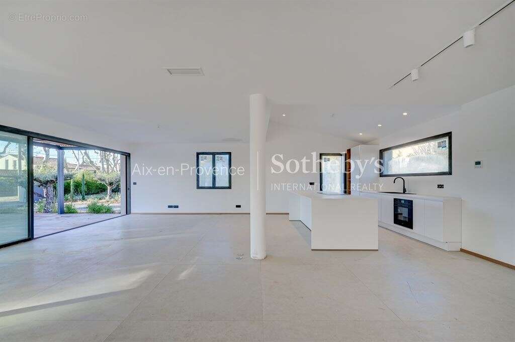 Maison à AIX-EN-PROVENCE