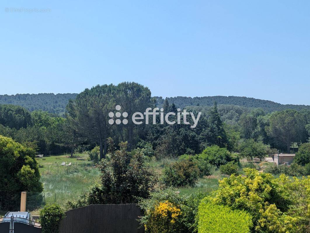 Appartement à CABRIES
