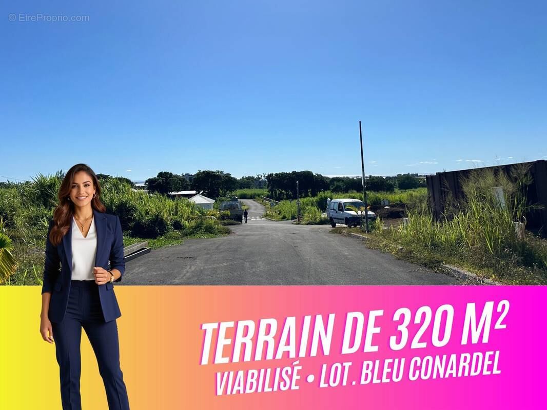 Terrain à SAINT-BENOIT