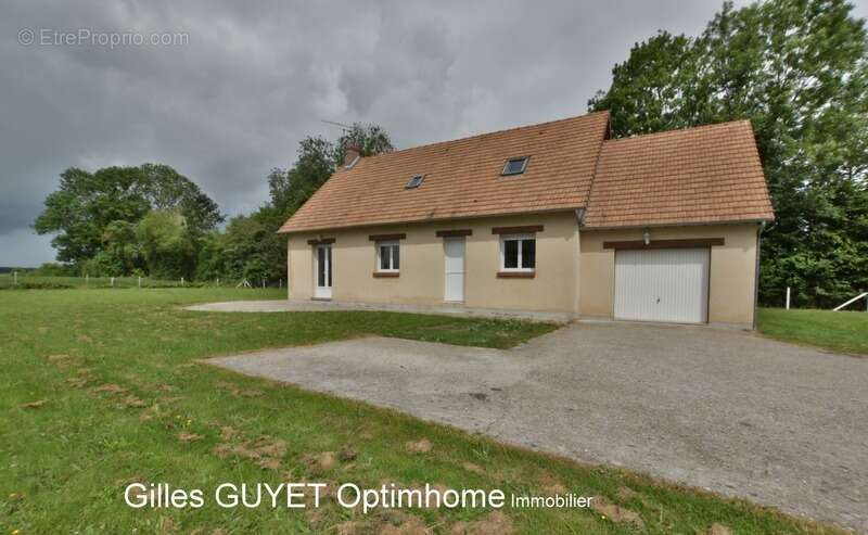 Maison à BERNAY