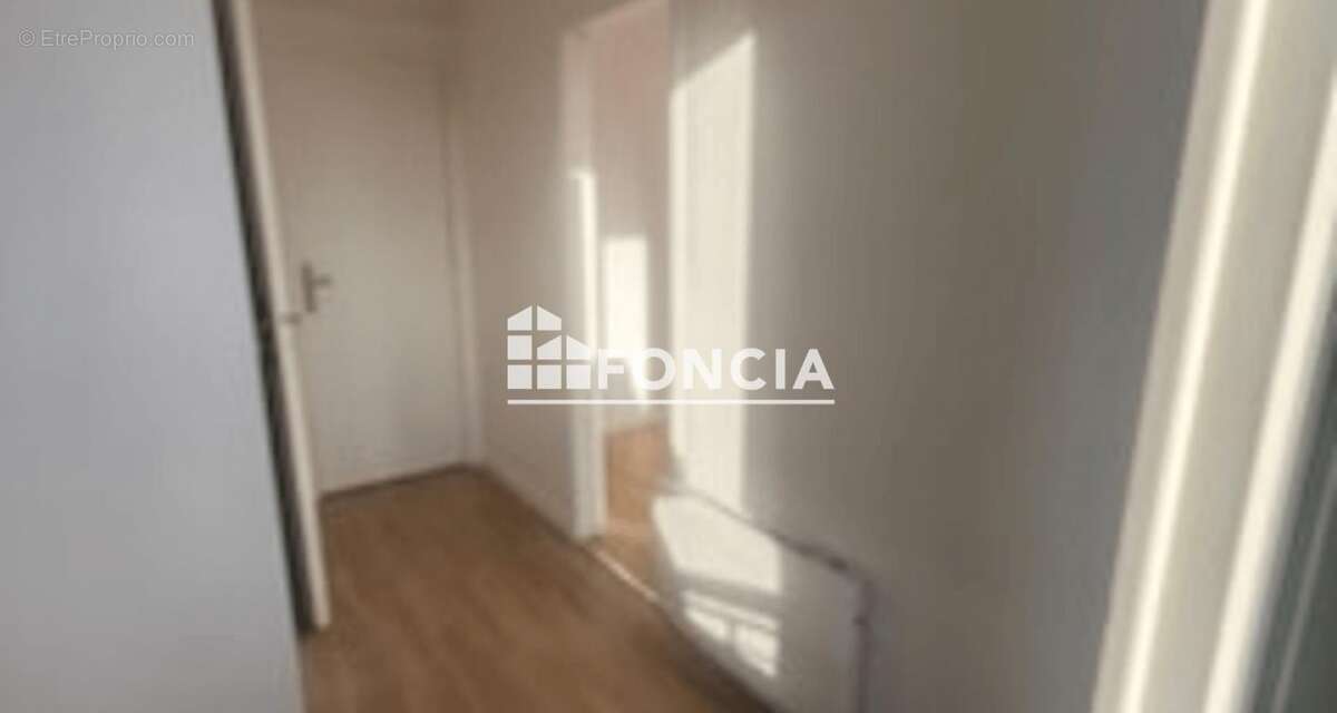 Appartement à VILLENEUVE-SAINT-GEORGES