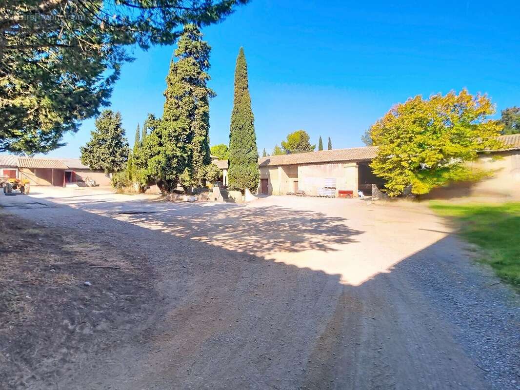 Maison à LEZIGNAN-CORBIERES