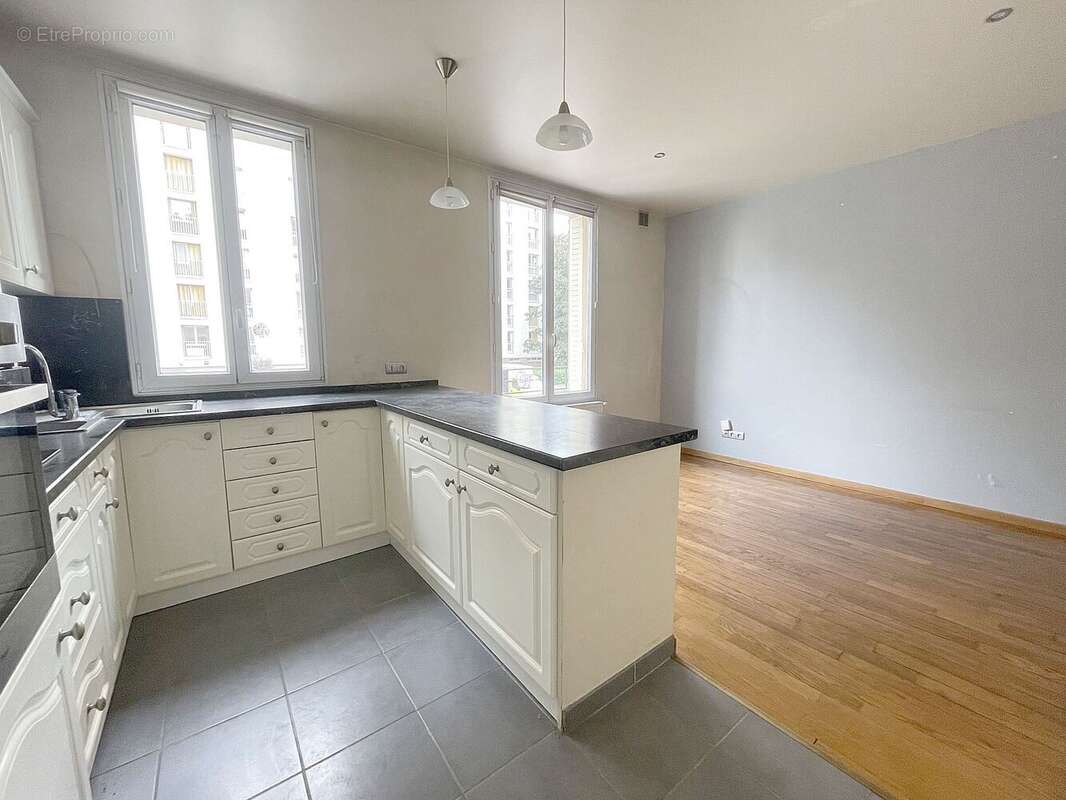 Appartement 37 m² à Sevres  - photo 2