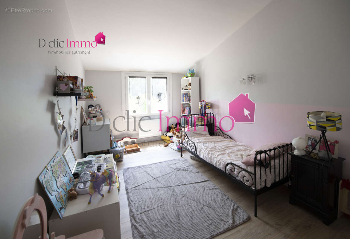 SOULLANS - Charmante Maison de 124 m2 en campagne dans les Marais - 4266m2 - photo 9