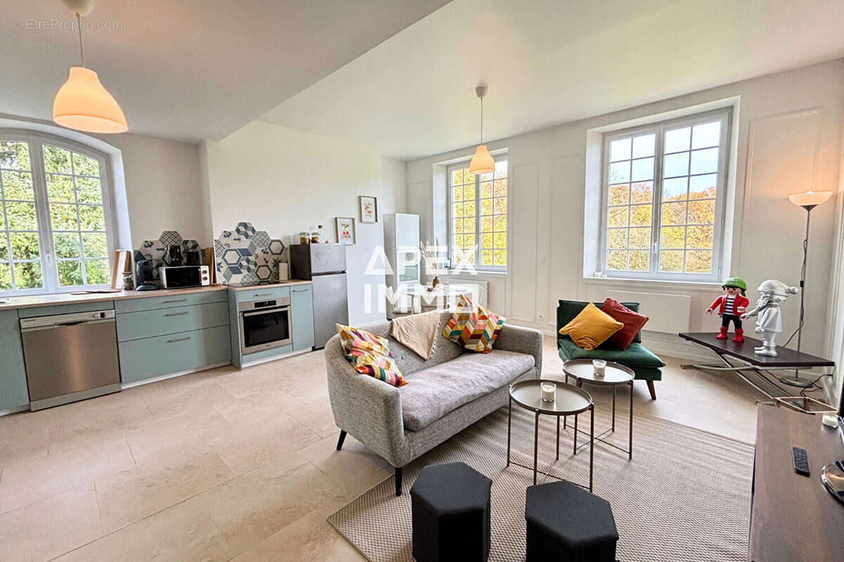 Appartement à CHECY