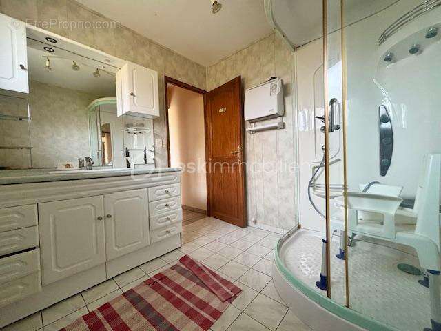 Maison à AMFREVILLE-LES-CHAMPS