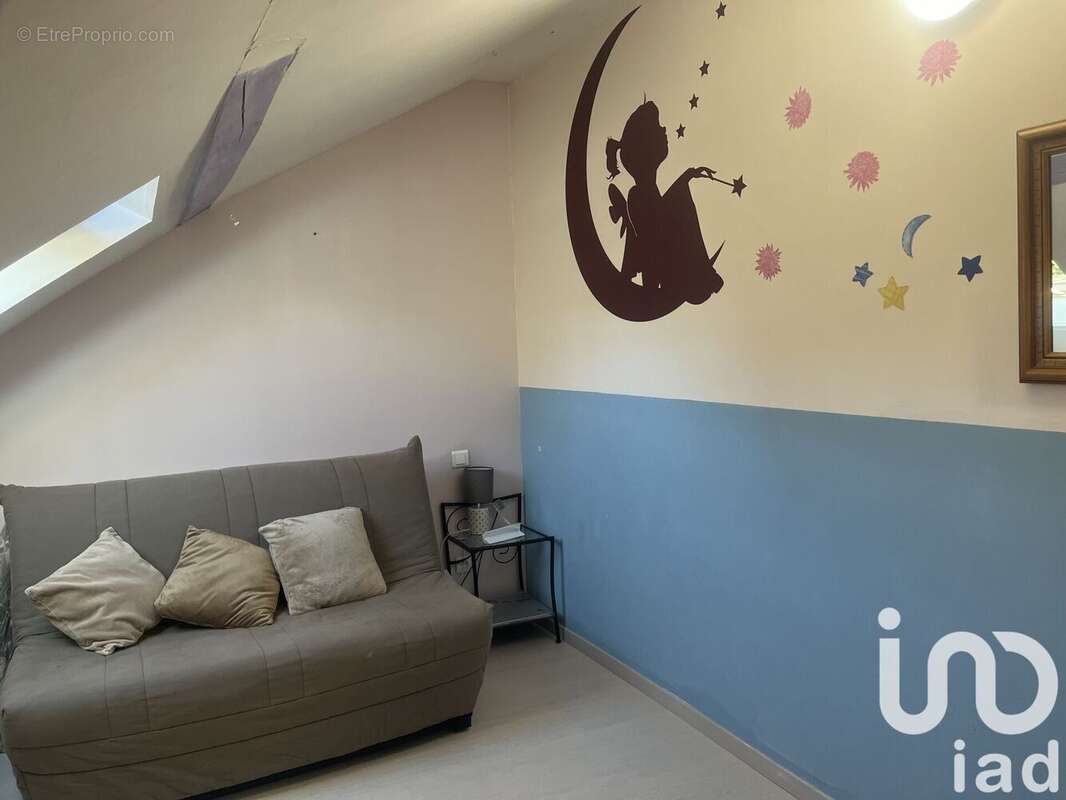 Maison 132 m² à Saint-Mesmin  - photo 4