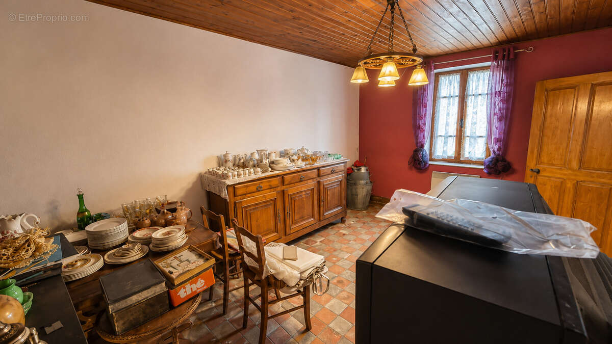 Maison de village + terrasse - photo 11