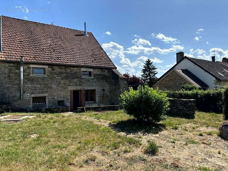 Maison à POUILLY-EN-AUXOIS