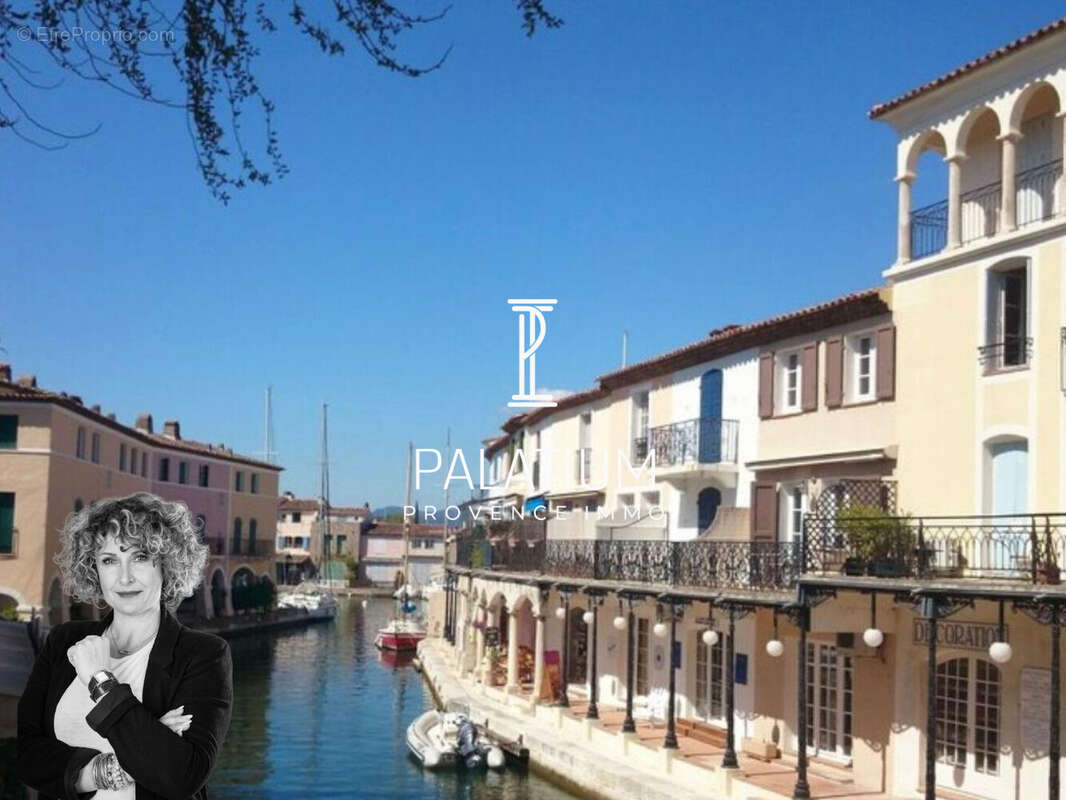 Appartement à GRIMAUD