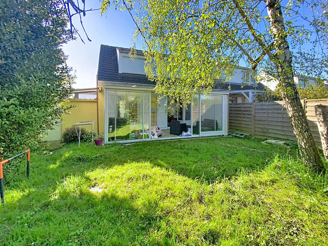 Maison à VERNEUIL-SUR-SEINE