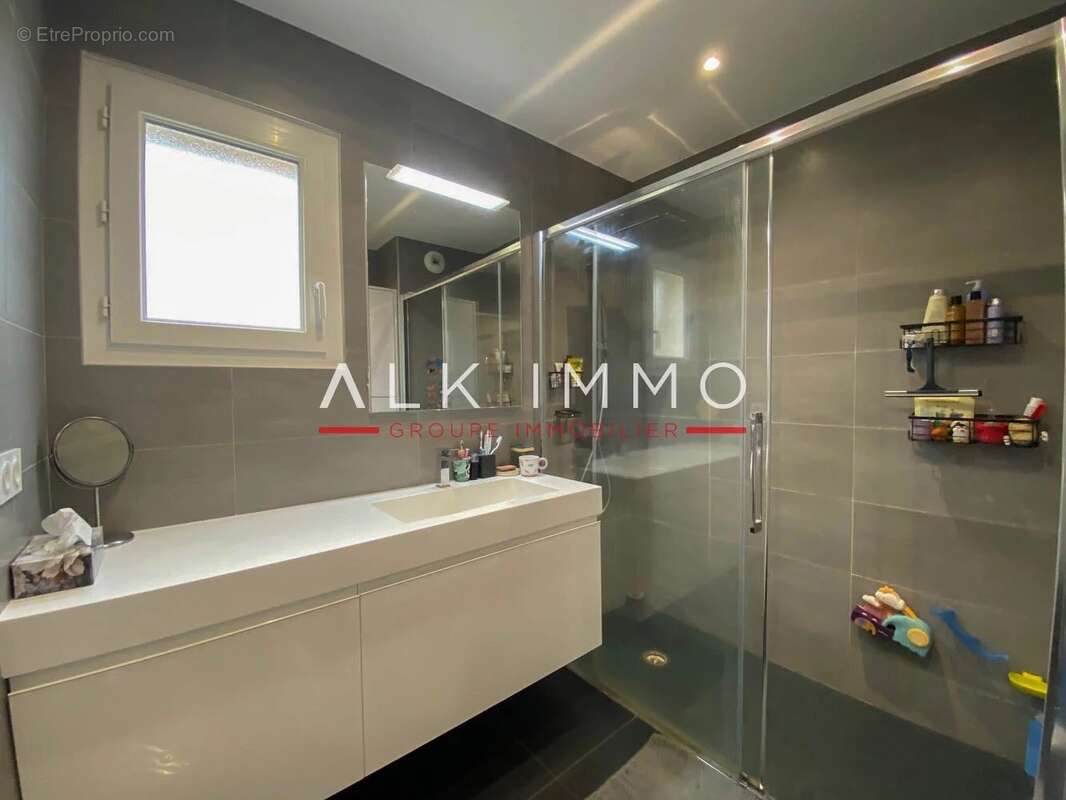 Appartement à QUINTAL