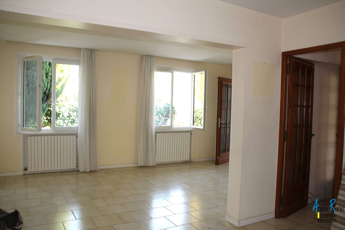 Ensemble immobilier de 4 logements, à rénover - photo 5