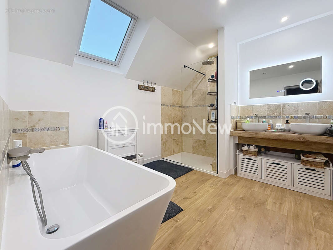 Maison rénovée à neuf avec vue sur la baie - photo 21