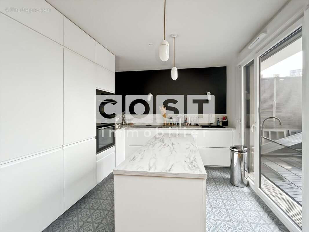 Appartement à GENNEVILLIERS