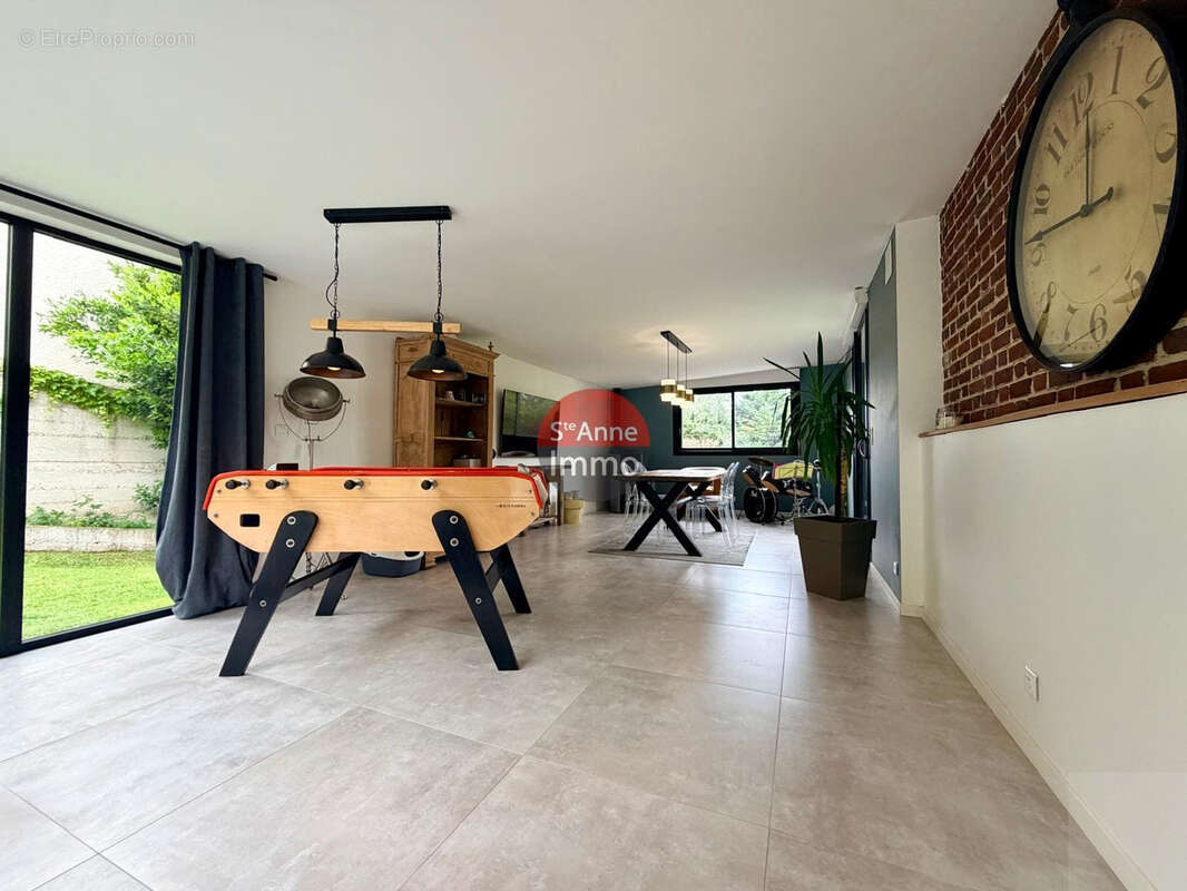 Amiens - maison - 210 m2 - 5 chambres - jardin - garages - photo 7