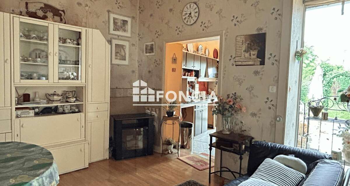 Maison de ville T6 - photo 6