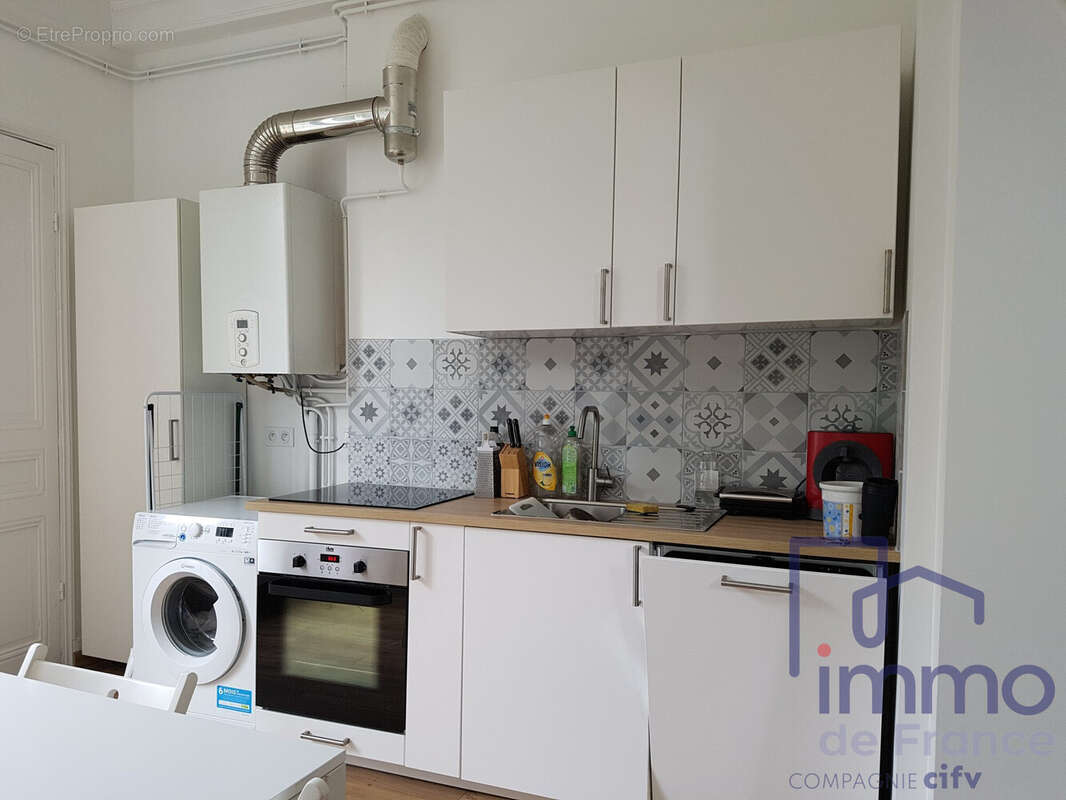 Appartement à SAINT-ETIENNE