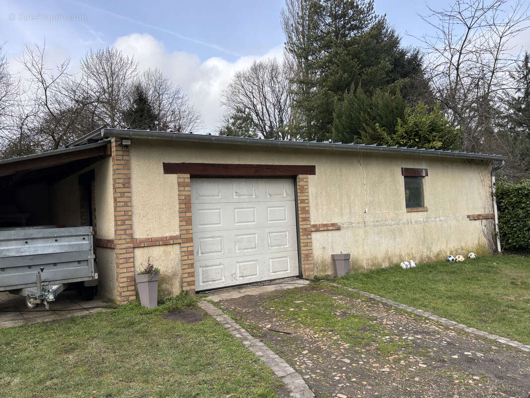 Maison à SOLIGNY-LA-TRAPPE