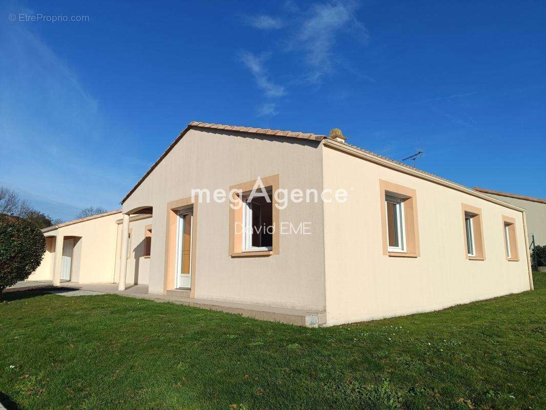 Maison à LA FERRIERE