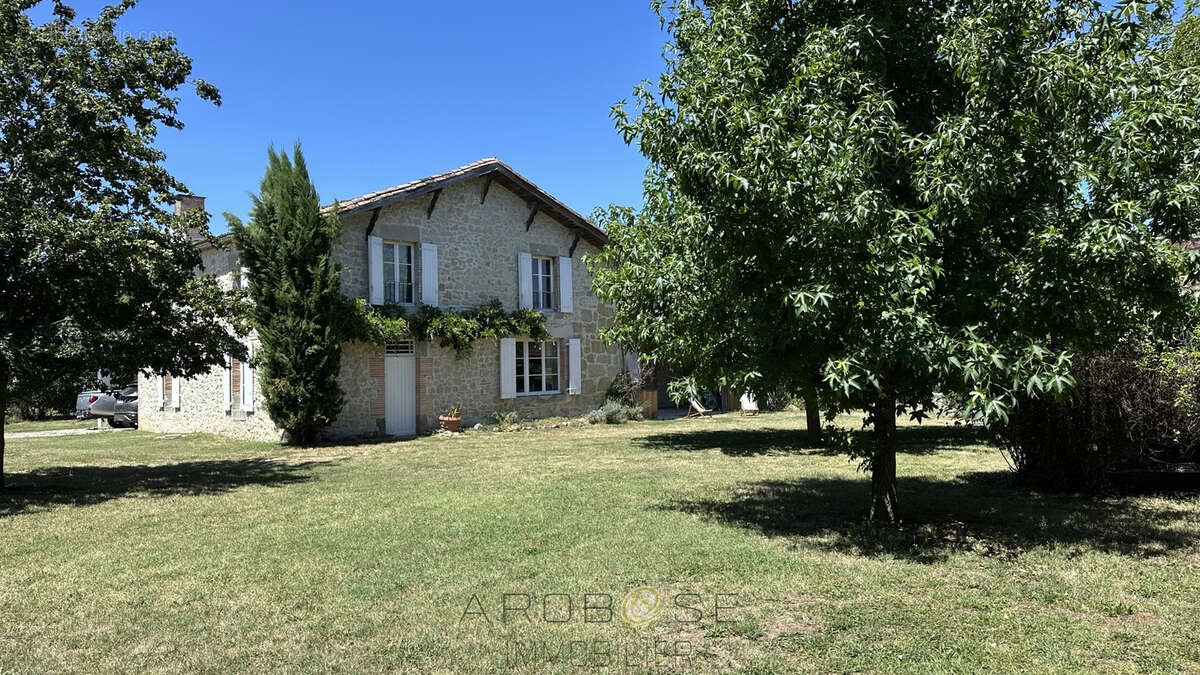Maison à FAUILLET