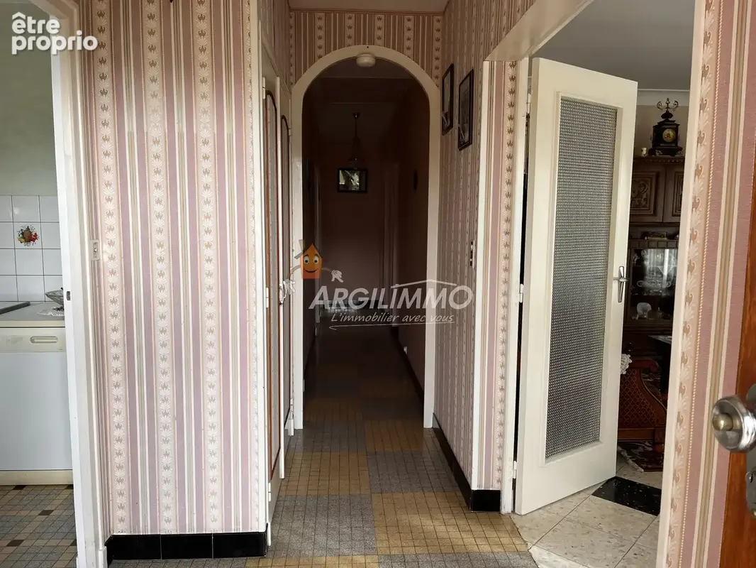FONCTIONNEL & DE QUALITE - 3 chambres - Sous-sol - Jardin - photo 3