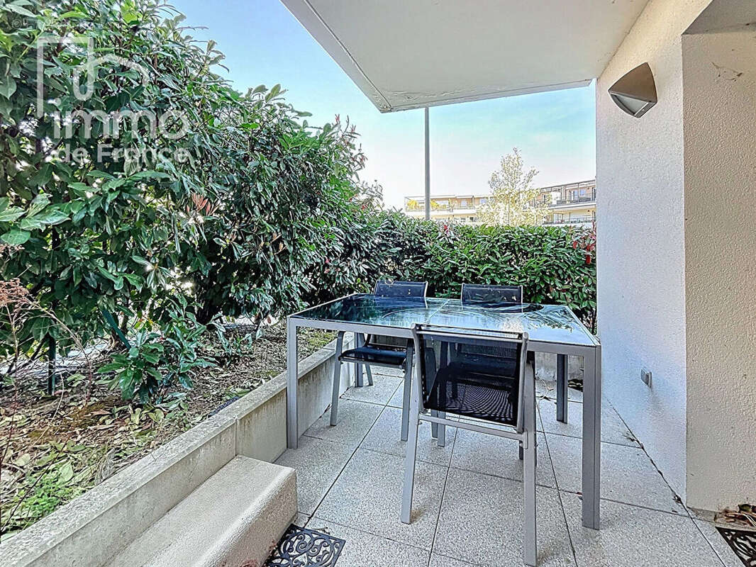 Appartement à VALLEIRY