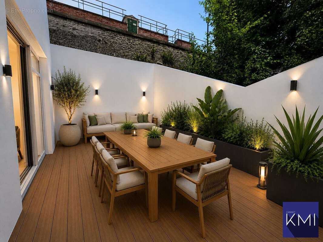 Appartement à PARIS-20E