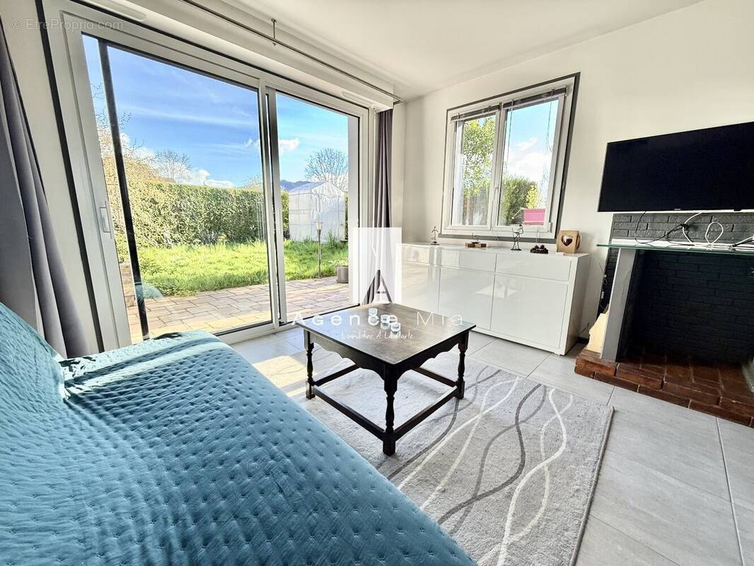 Maison à CHAMPANGES