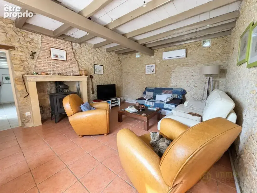 Maison 5 pièces 182 m² à vendre à Thenezay (79390) - photo 3