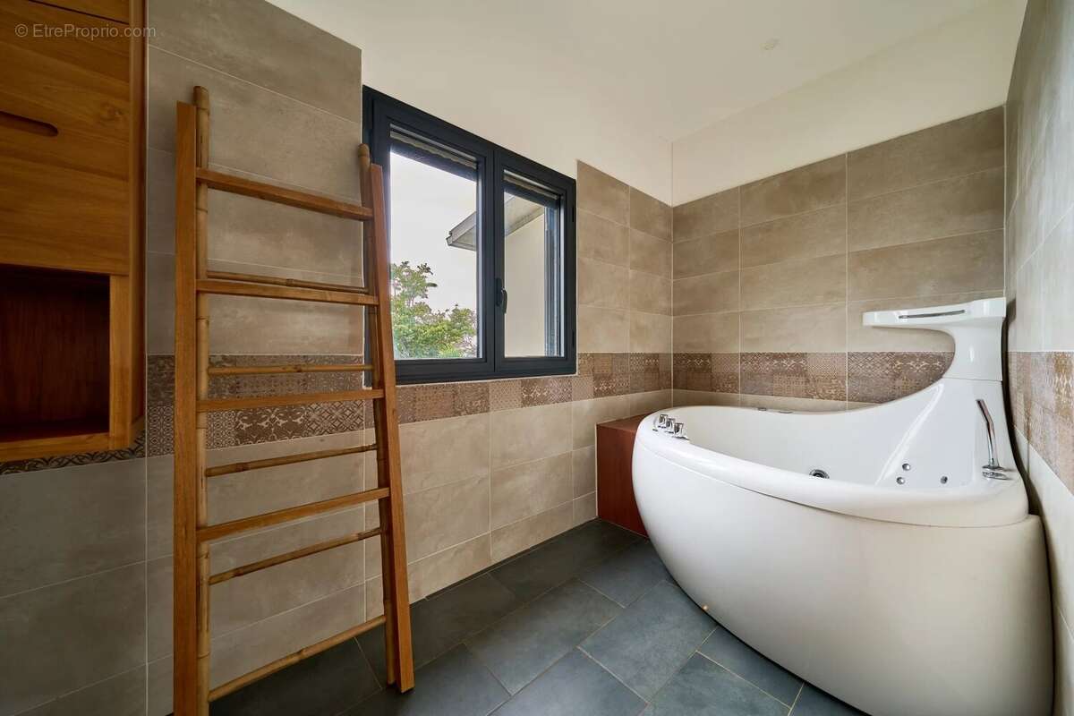 Maison à SAINTE-MARIE