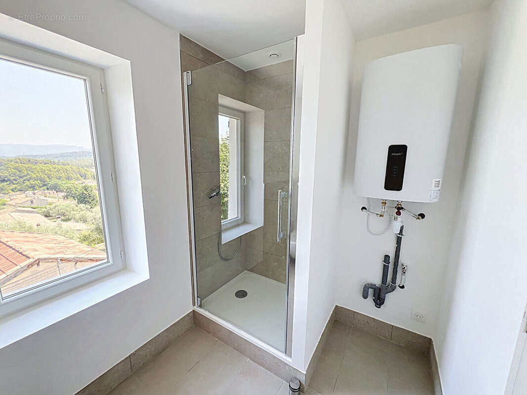 Appartement à SAINT-SAVOURNIN