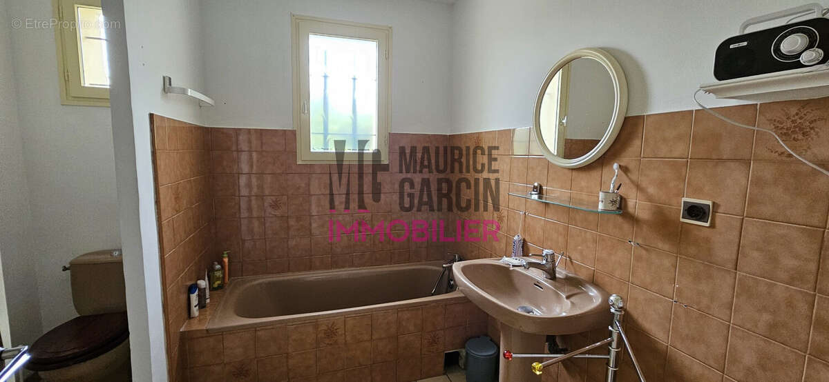 Maison 91 m² à L'isle-Sur-La-Sorgue  - photo 6