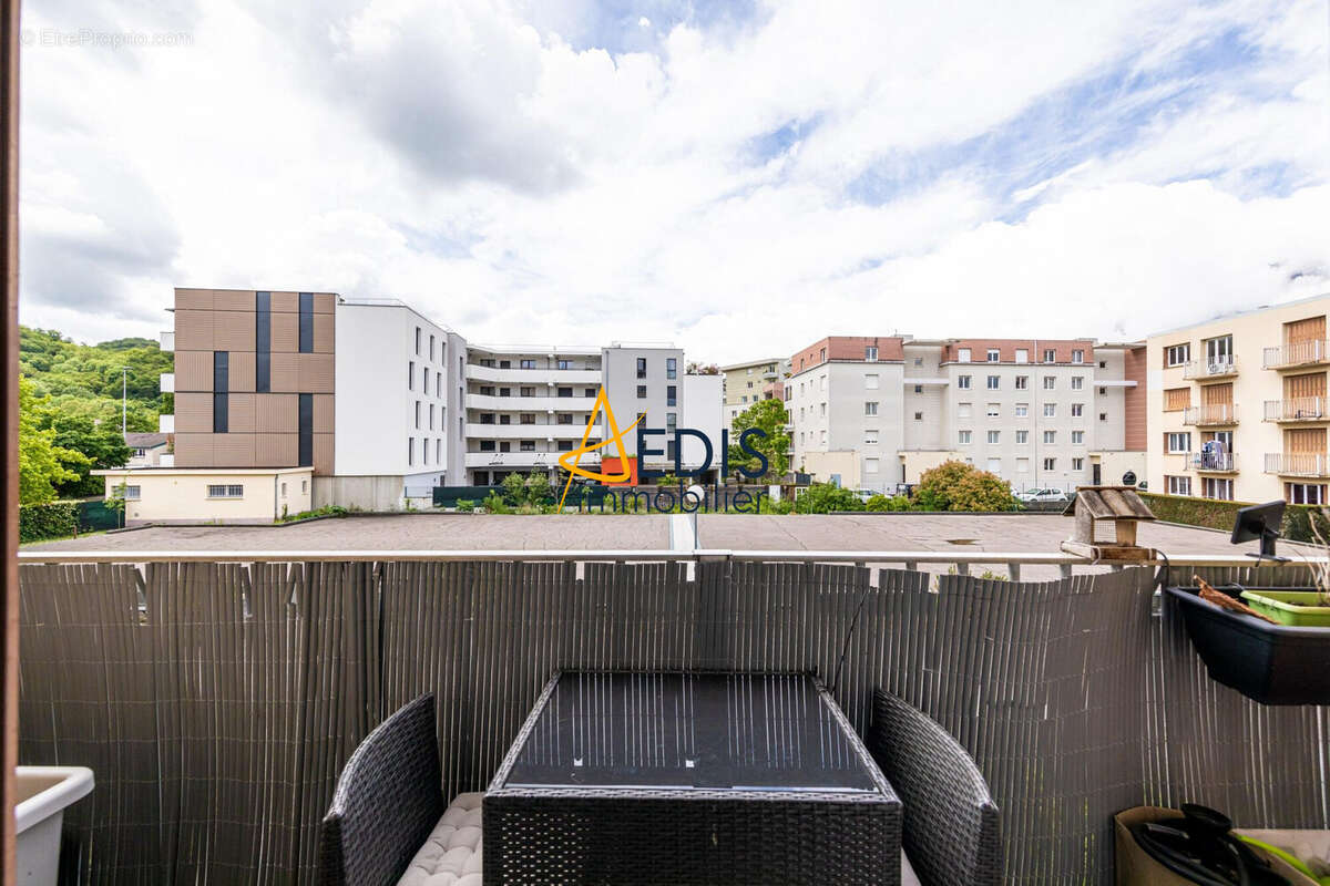 Balcon - Appartement à ECHIROLLES