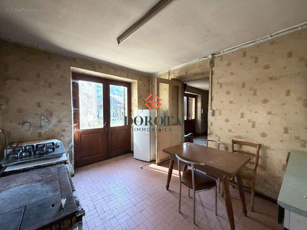 Maison 87 m² à La Combe-De-Lancey  - photo 9