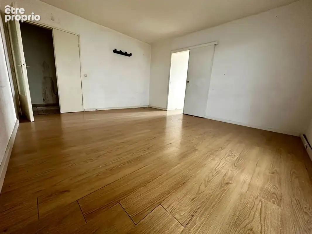 Le bourget - 3 pieces - 62 m² - 169 000  fai - photo 2