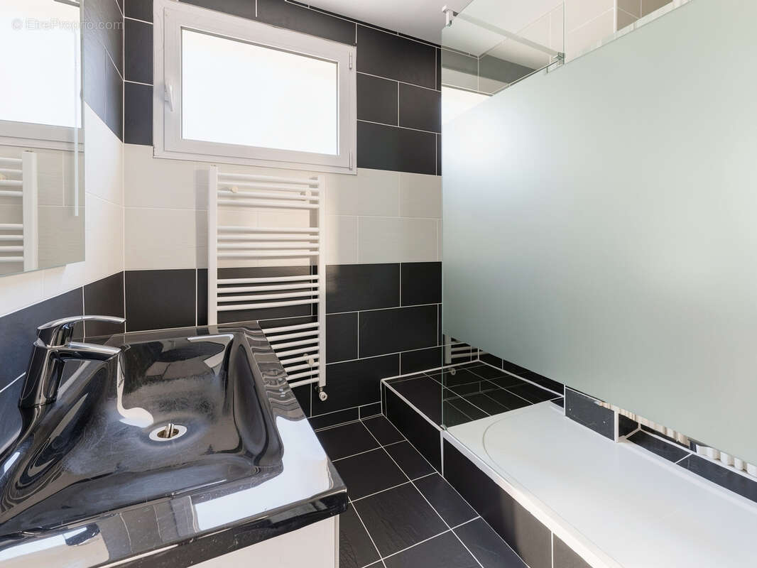 Appartement à LES PENNES-MIRABEAU