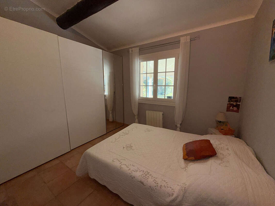 Maison à CADOLIVE