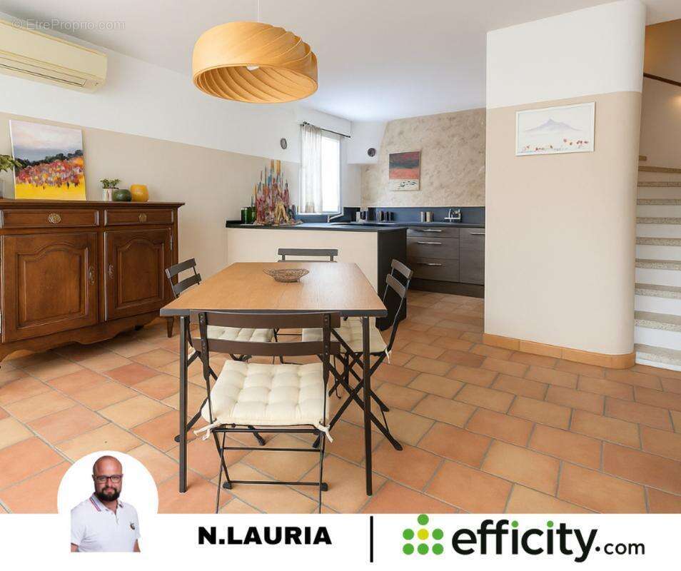 Maison à LA ROQUE-D'ANTHERON