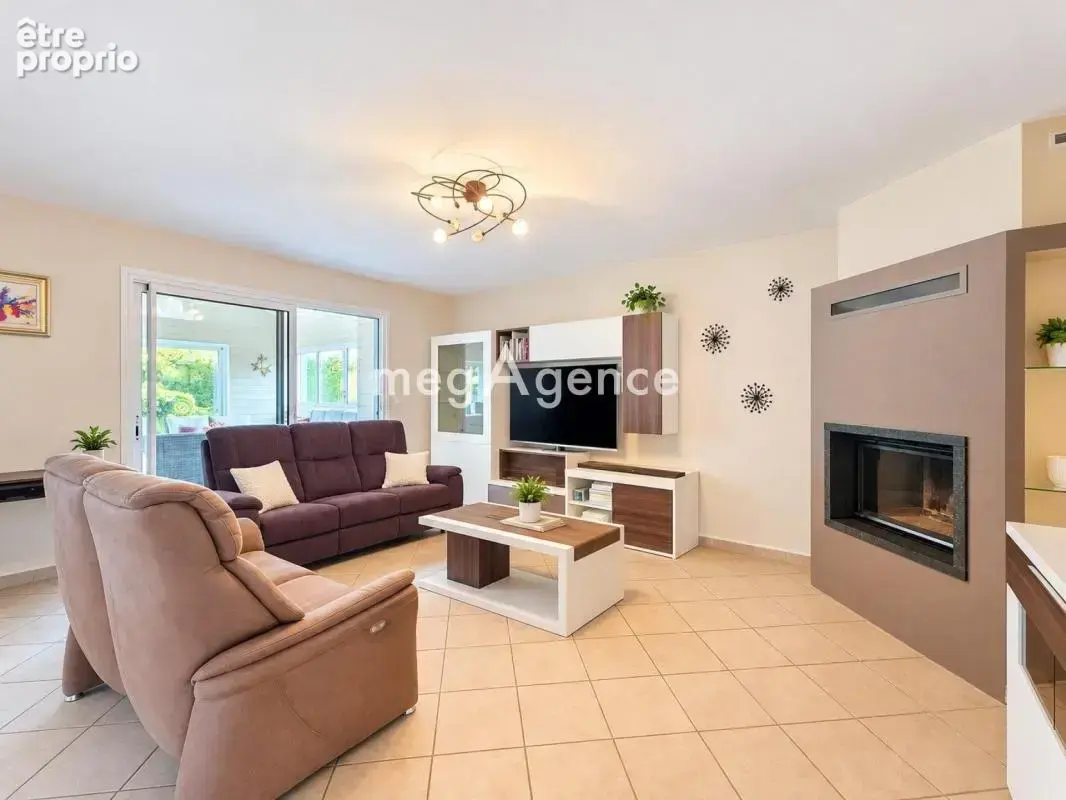 Maison familiale de 160 m² – 5 chambres – terrain  1 360 m² - photo 3