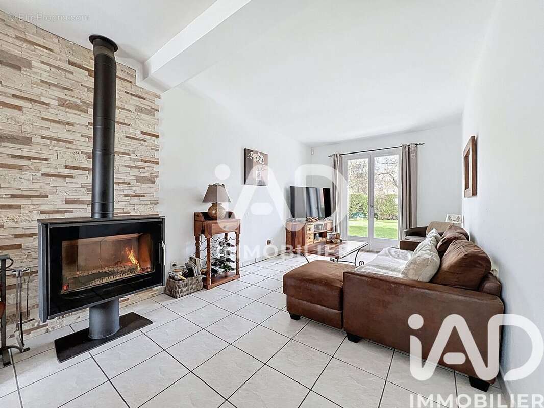 Photo 2 - Maison à TOURNAN-EN-BRIE