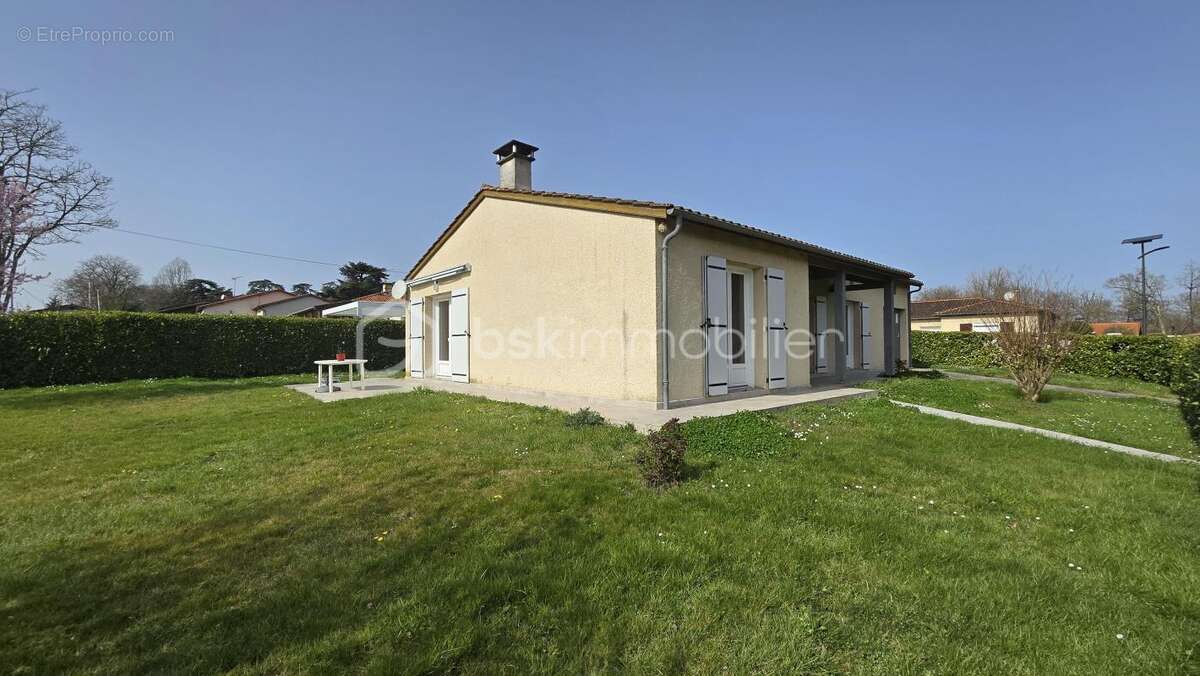 Maison à CAUDECOSTE