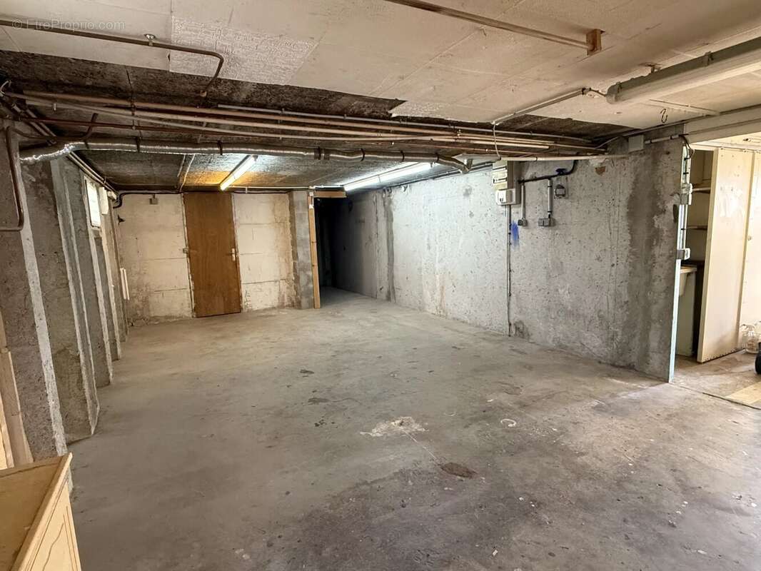 Maison à SAINT-JULIEN-DU-SAULT