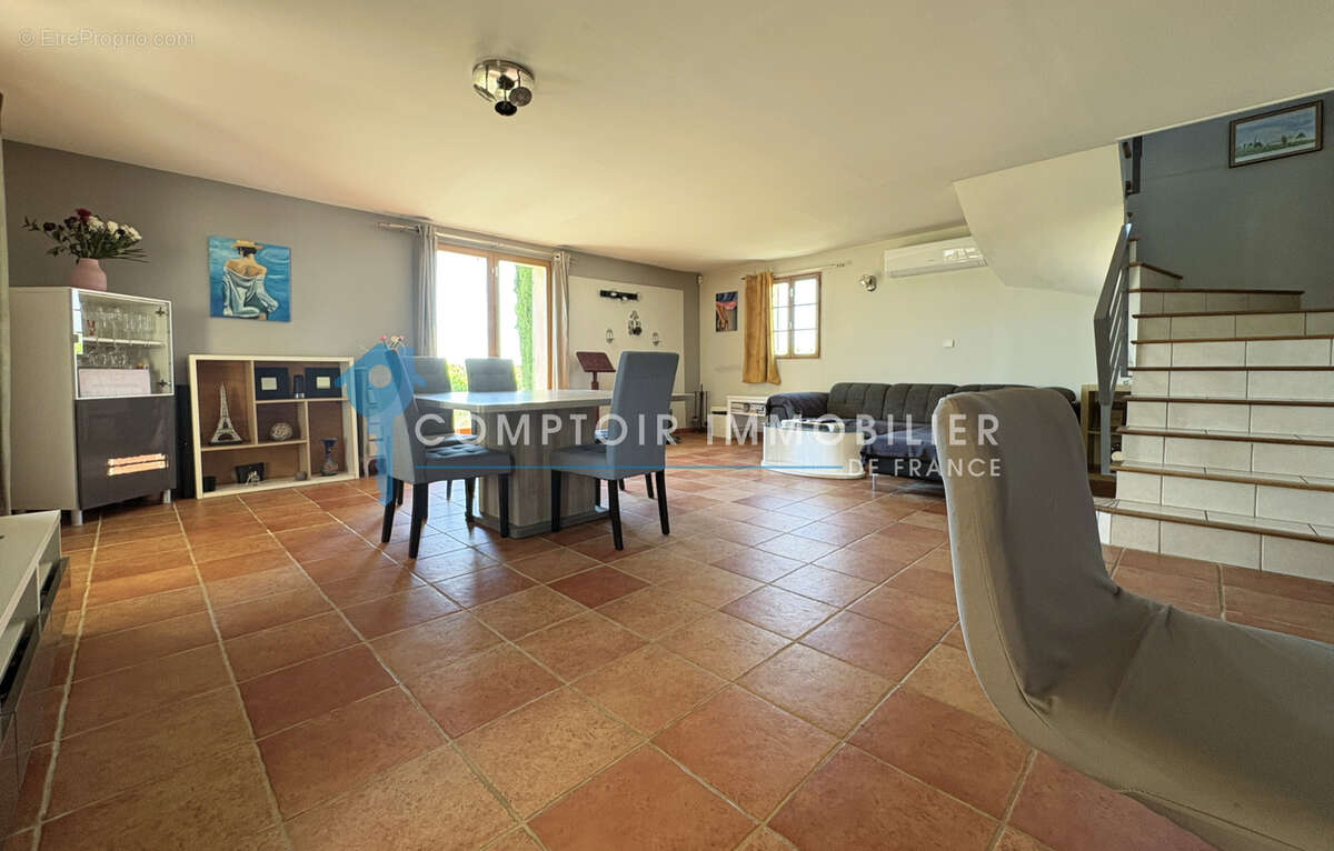 DEPT-30-A VENDRE-POUZILHAC Ensemble immobilier de 550m2 avec superficie habitable actuelle de 170m2 évolutive - photo 10